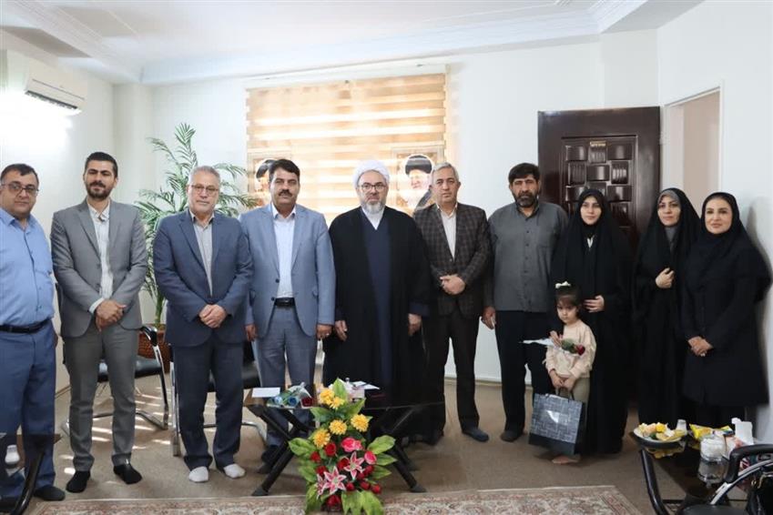 مراسم تجلیل از خانواده‌های معظم شهیدان موسوی و سیدان در شهر باغستان به مناسبت سالروز ولادت حضرت زینب(س)