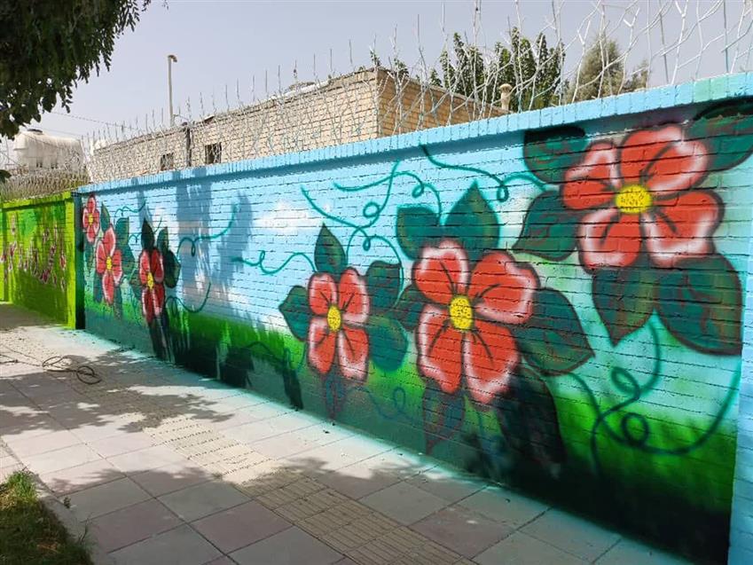 تلاش شبانه‌روزی نیروهای شهرداری باغستان برای زیباسازی و خط‌كشی مدارس در آستانه بازگشایی مدارس