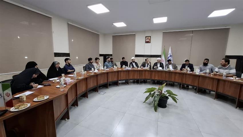 برگزاری هم‌اندیشی فرهنگی و اجتماعی با حضور فعالان مردمی و مسئولان شهری باغستان