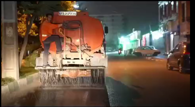 فیلم/ گوشه ای از فعالیت‌های نیروهای خدوم امور شهری معاونت خدمات شهری شهرداری باغستان در شب های ایام ماه محرم